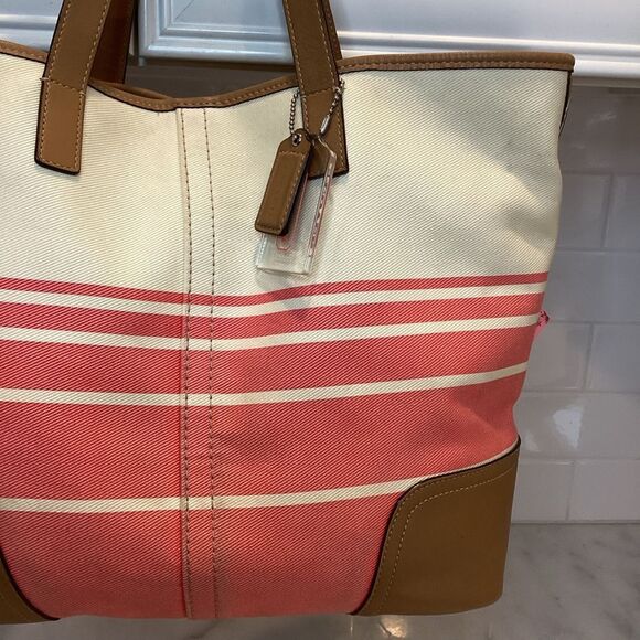 Coach Hadley Variegated Striped Convertible Duffle Satchel Tote - Picture 4 of 15